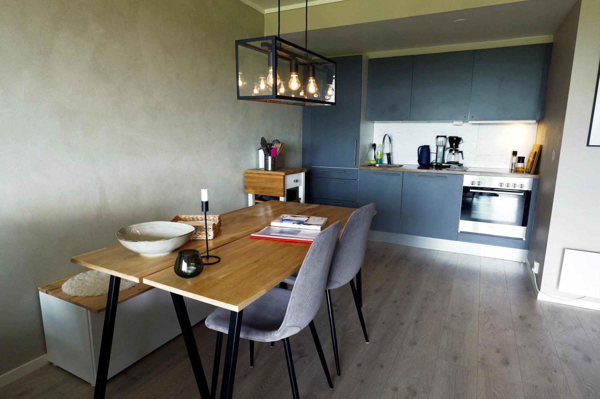 Lodge: Modern With Scenic Trail Access Apartment *
